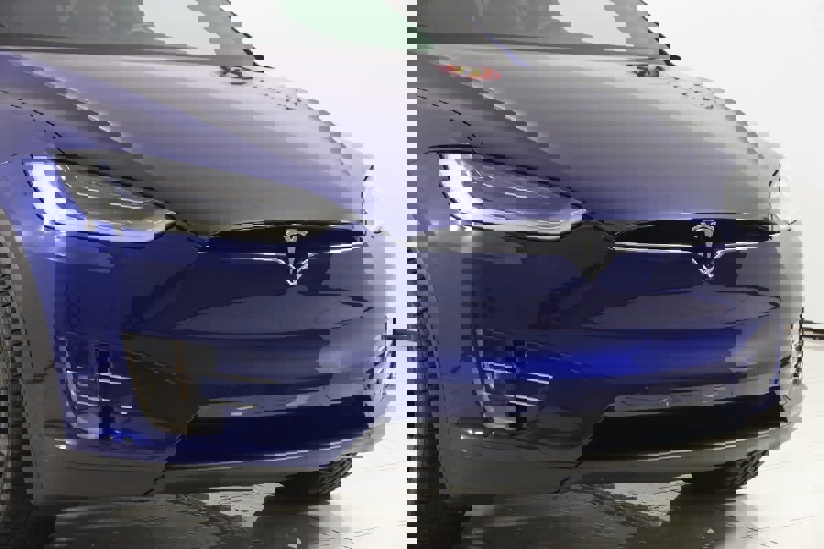 Used 2019 Tesla Model X 75D image 47