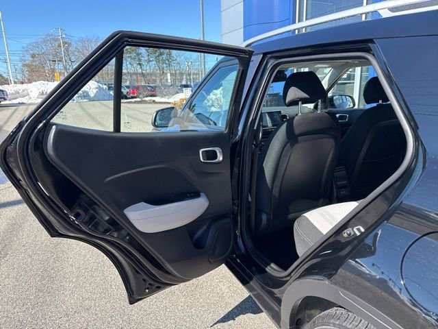 Certified 2026 Hyundai Venue SEL image 43