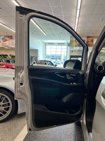 Used 2019 Mercedes-Benz Metris Passenger image 26