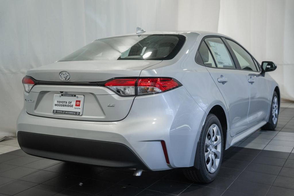 New 2026 Toyota Corolla LE FWD image 4