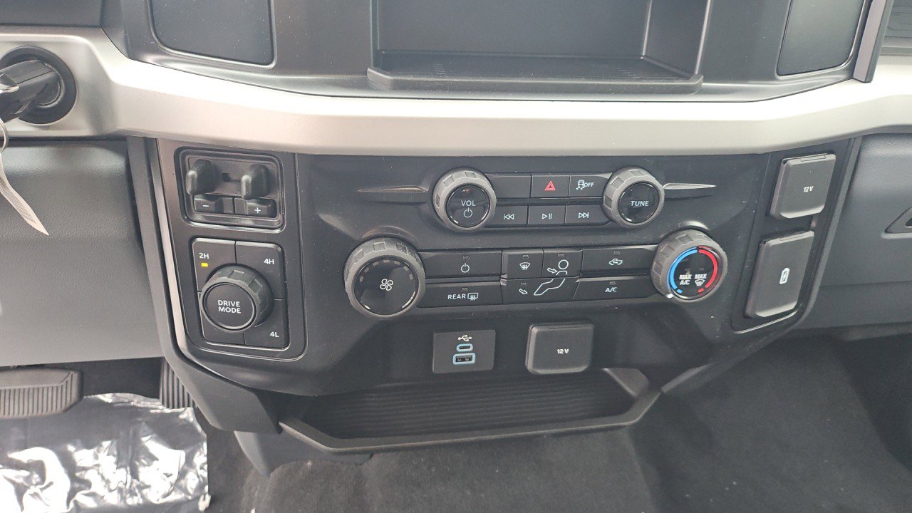 New 2026 Ford F250 XL AWD/4WD image 15