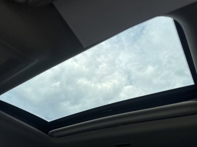 Used 2024 MAZDA CX-30 AWD 2.5 S w/ Premium Package image 18