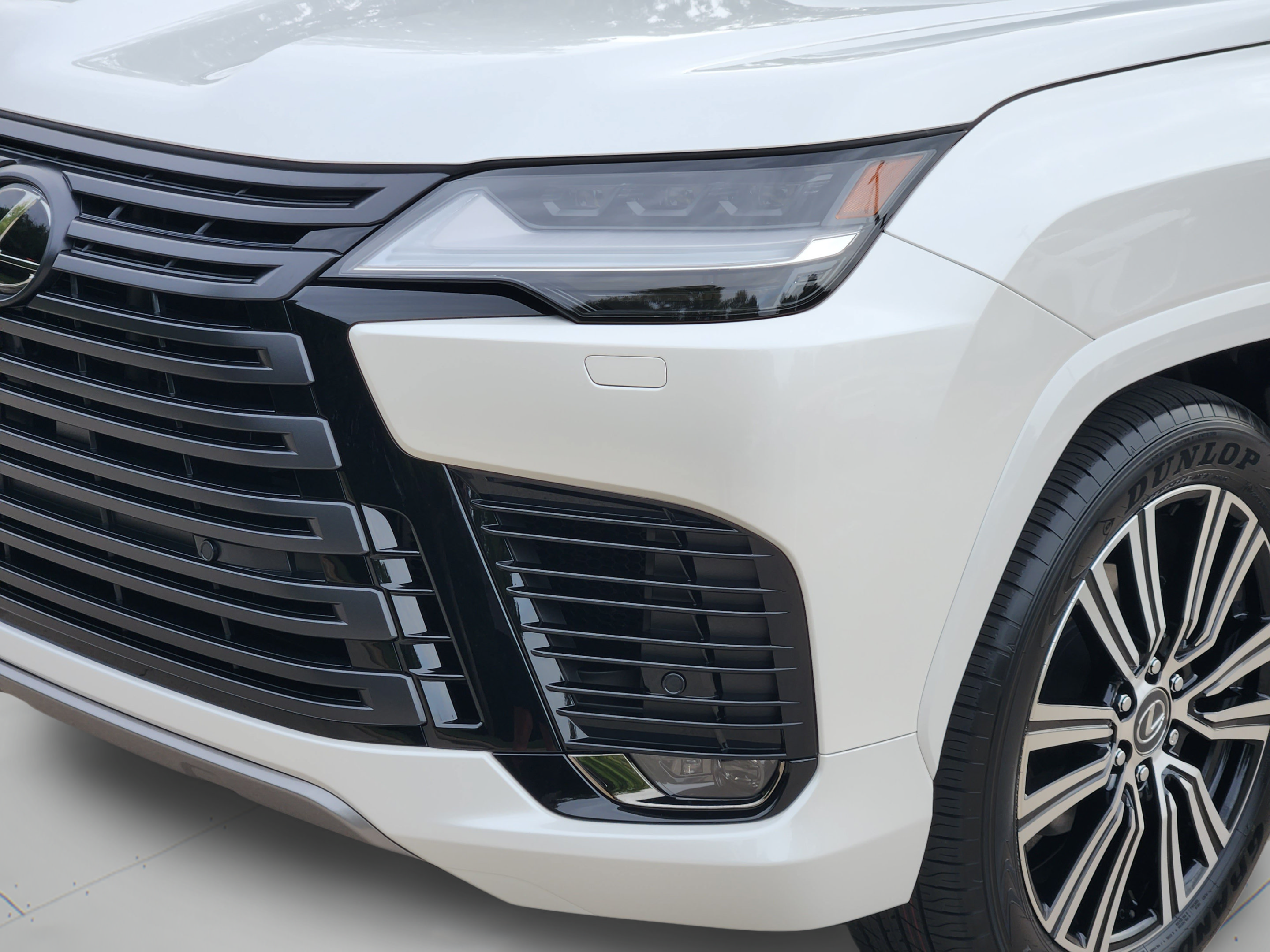 New 2026 Lexus LX 600 4WD w/ Appearance Package image 25