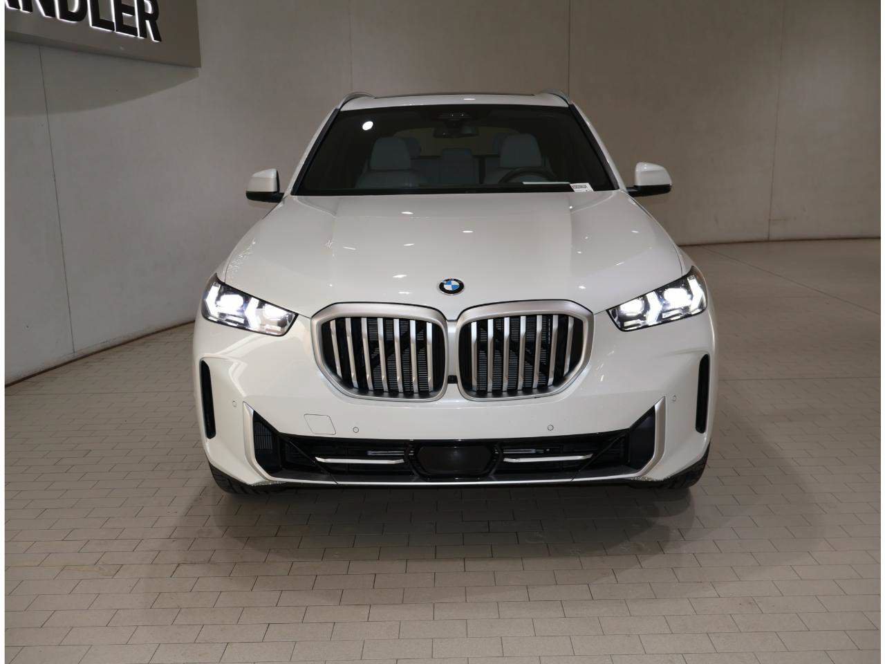 Certified 2025 BMW X5 sDrive40i RWD image 9