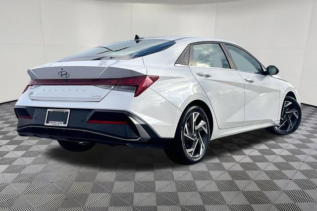 Certified 2024 Hyundai Elantra Limited image 14