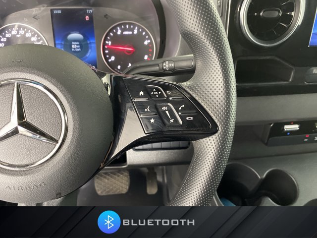 Used 2025 Mercedes-Benz Sprinter 2500 image 18