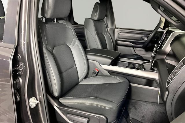 New 2026 RAM 1500 Express AWD/4WD image 12