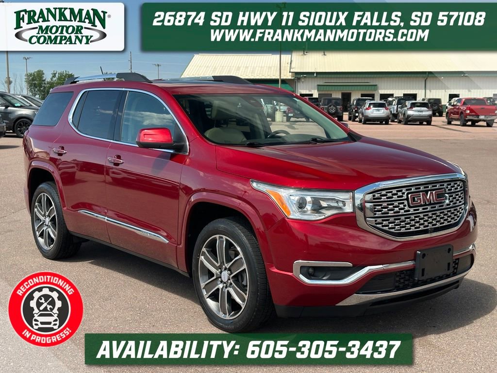 Used 2019 GMC Acadia Denali w/ Technology Package AWD/4WD image 1