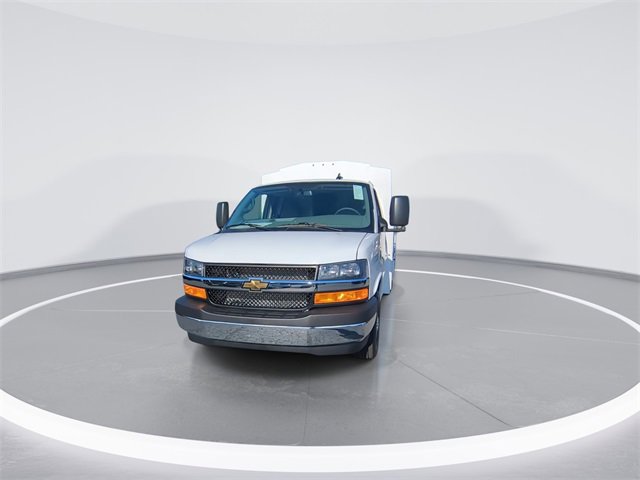 New 2025 Chevrolet Express 3500 w/ Power Convenience Package image 8