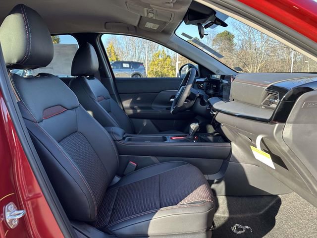 New 2026 Nissan Kicks SR FWD image 10