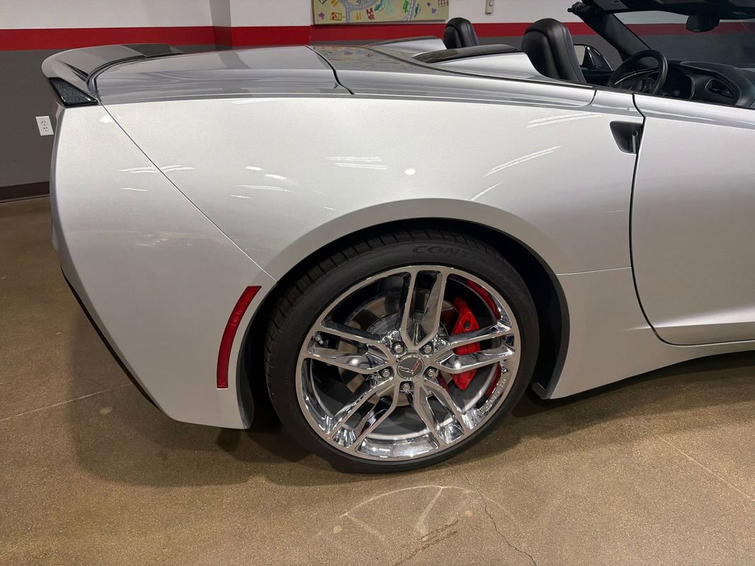 Used 2016 Chevrolet Corvette Stingray Convertible w/ 3LT Preferred Equipment Group RWD image 36