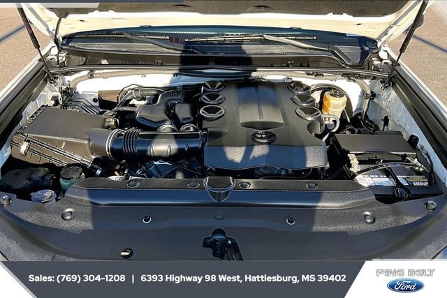 Used 2016 Toyota 4Runner SR5 image 8