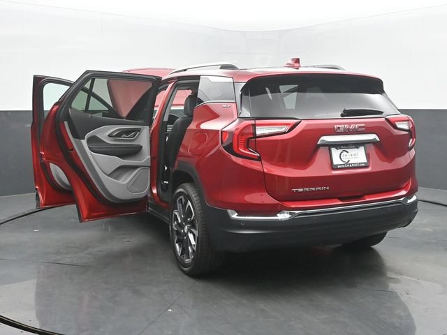 Used 2023 GMC Terrain SLT w/ LPO, Floor Liner Package FWD image 54