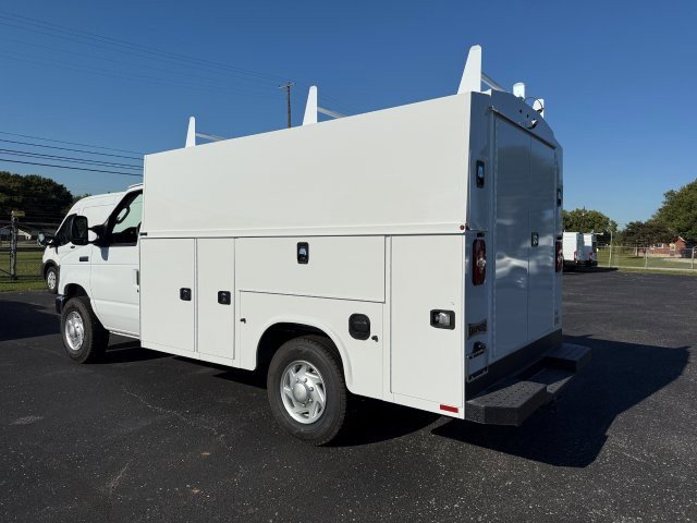 New 2026 Ford E-350 and Econoline 350 Super Duty w/ Power Equipment Group image 5