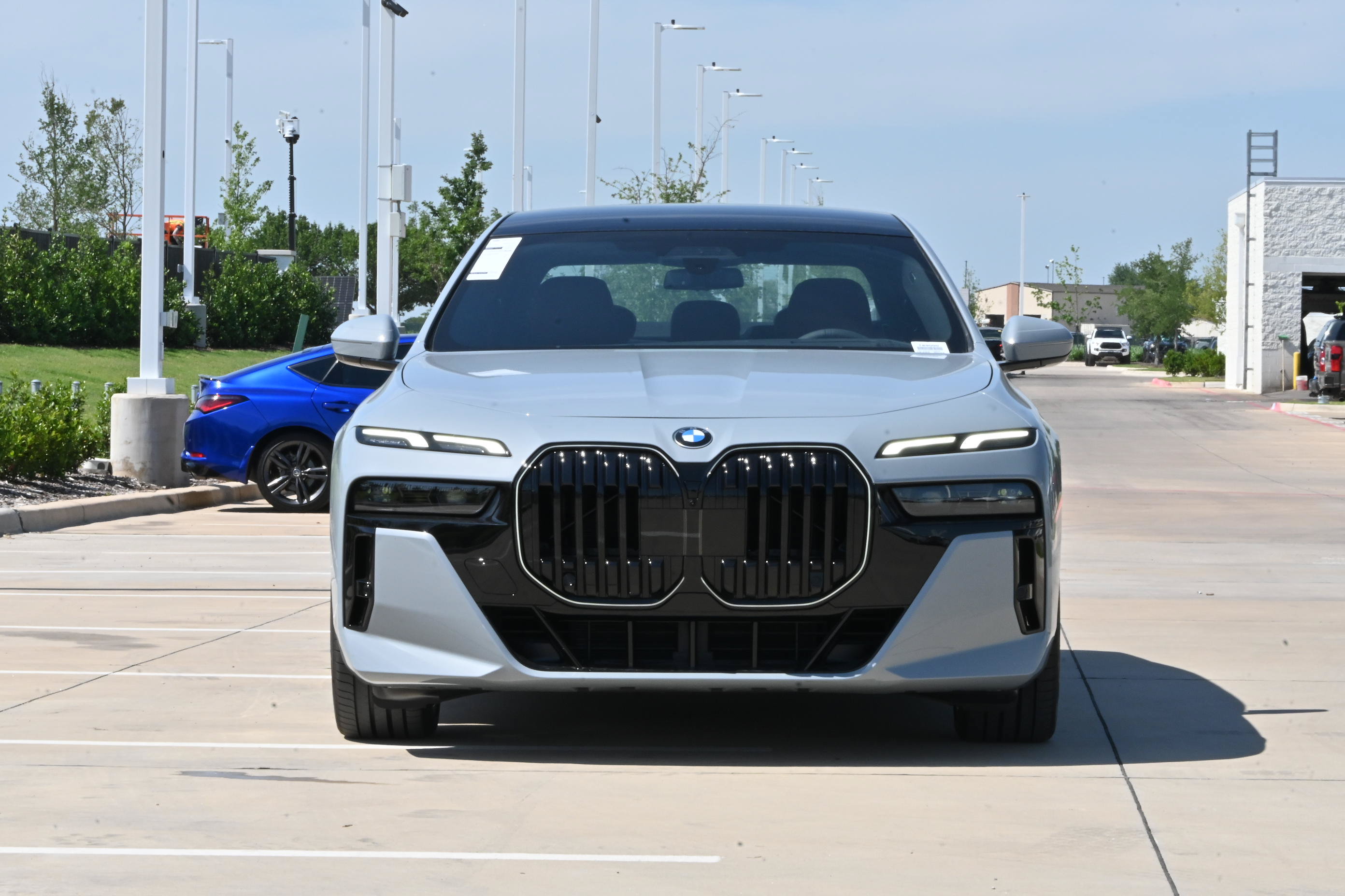 New 2026 BMW 740i xDrive AWD/4WD image 2