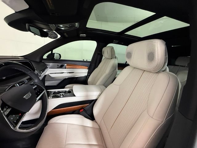 Used 2026 Cadillac Vistiq Sport AWD/4WD image 15