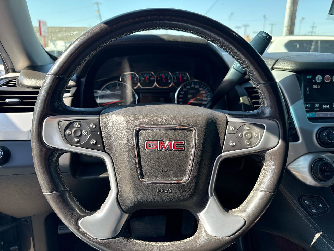 Used 2018 GMC Yukon SLT w/ Open Road Package RWD image 22