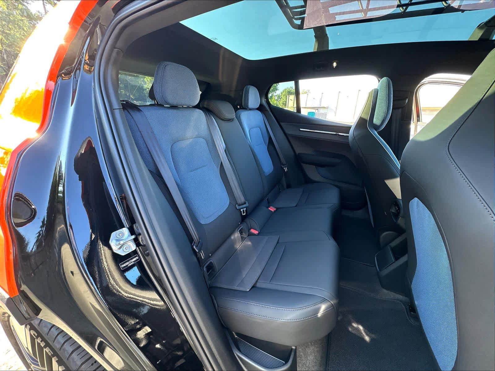 New 2026 Volvo EX30 Cross Country Ultra w/ Protection Package Premier AWD/4WD image 27
