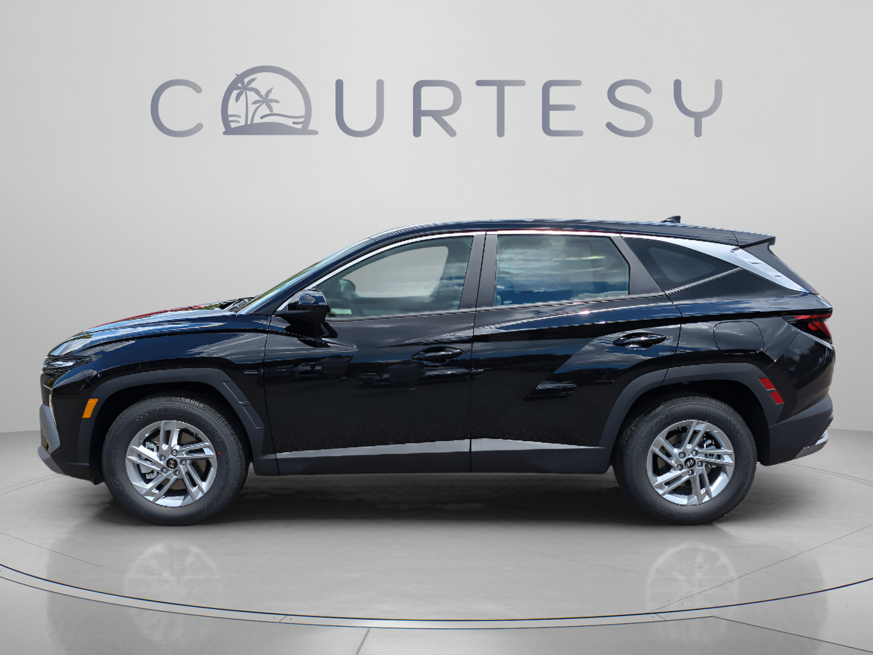New 2026 Hyundai Tucson SE FWD image 2