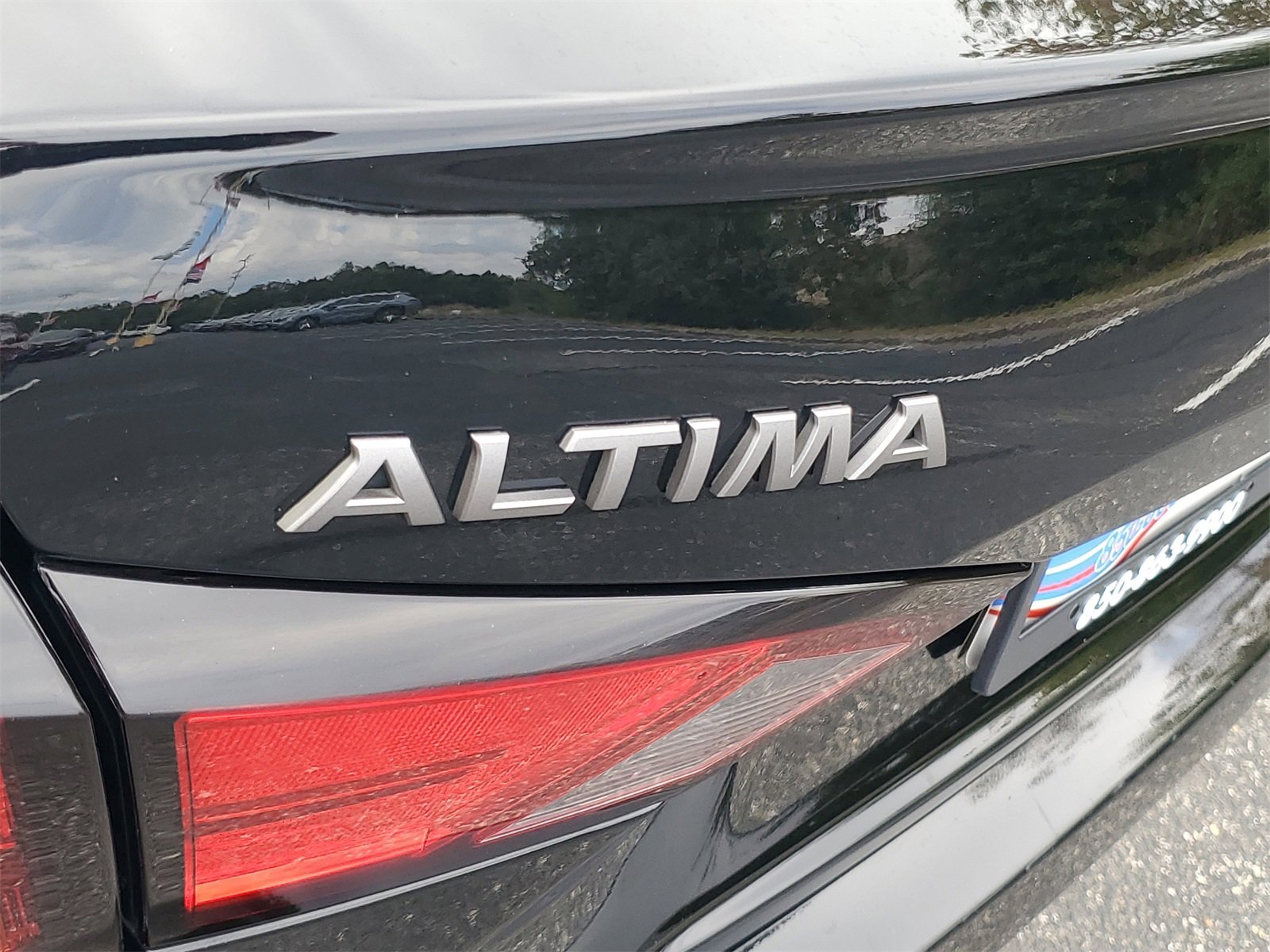 Used 2024 Nissan Altima 2.5 SV image 27