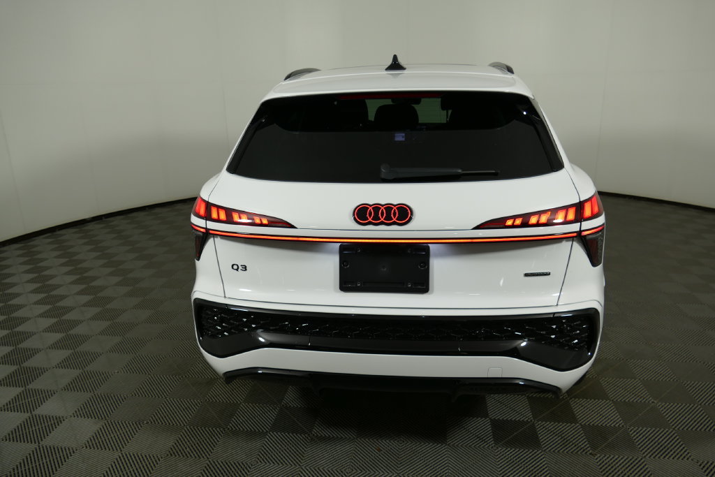 New 2026 Audi Q3 quattro 2.0T AWD/4WD image 4