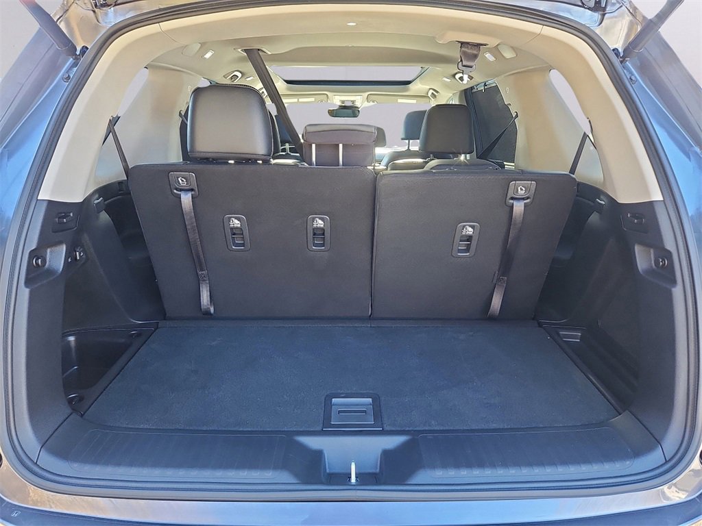 Certified 2025 Honda Pilot Touring image 35