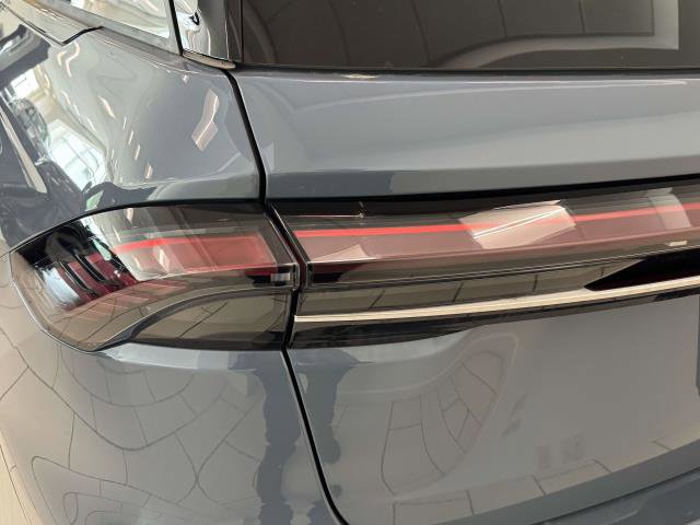 New 2026 Lincoln Nautilus Premier AWD/4WD image 8