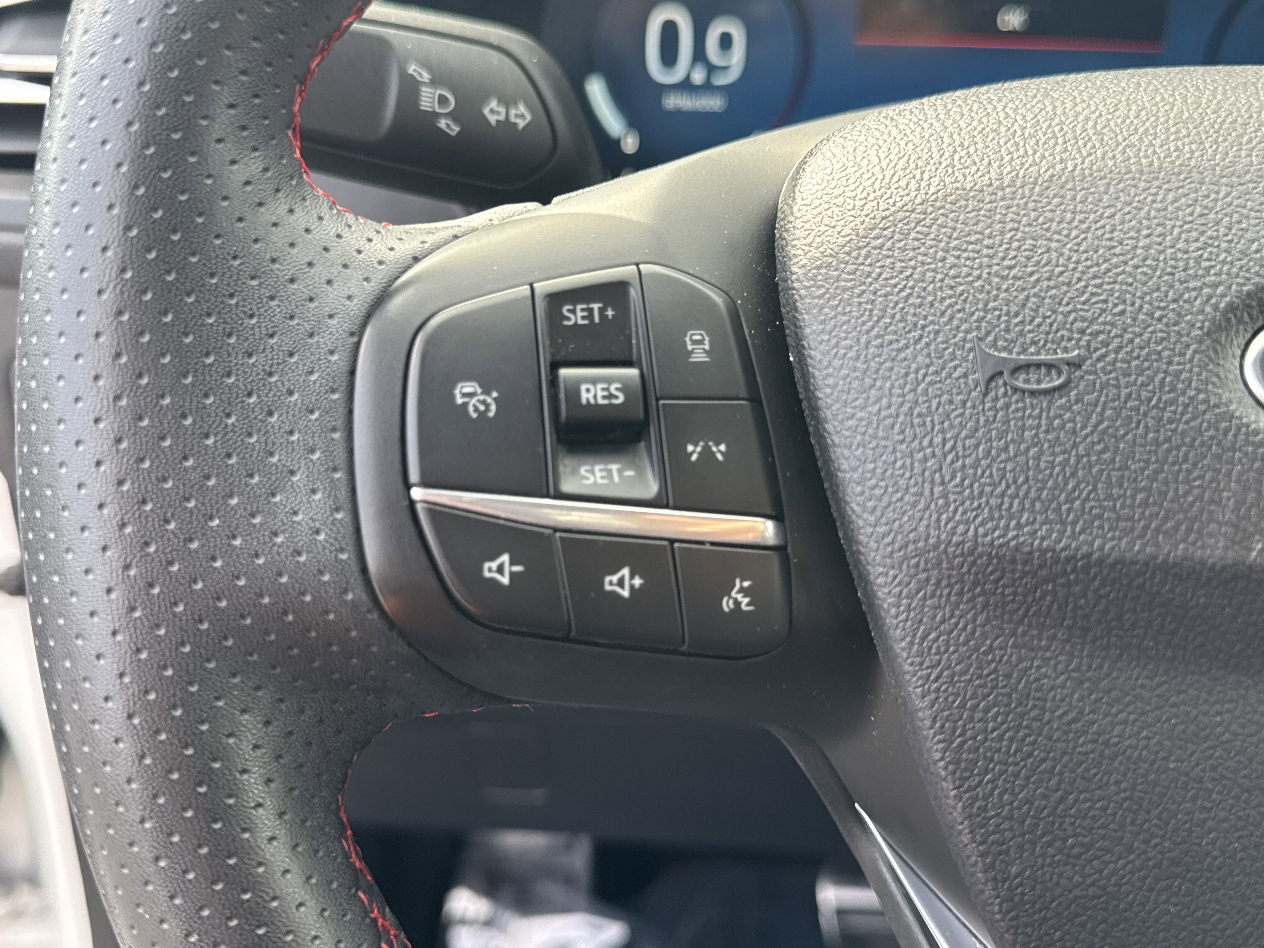 Certified 2023 Ford Escape ST-Line Elite AWD/4WD image 34