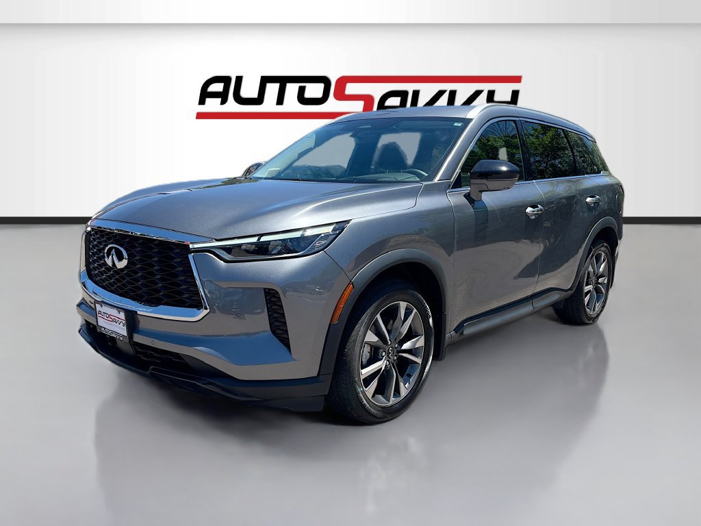 Used 2025 INFINITI QX60 Luxe w/ Vision Package AWD/4WD image 3