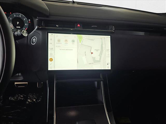 New 2026 Land Rover Range Rover Velar Dynamic SE image 22