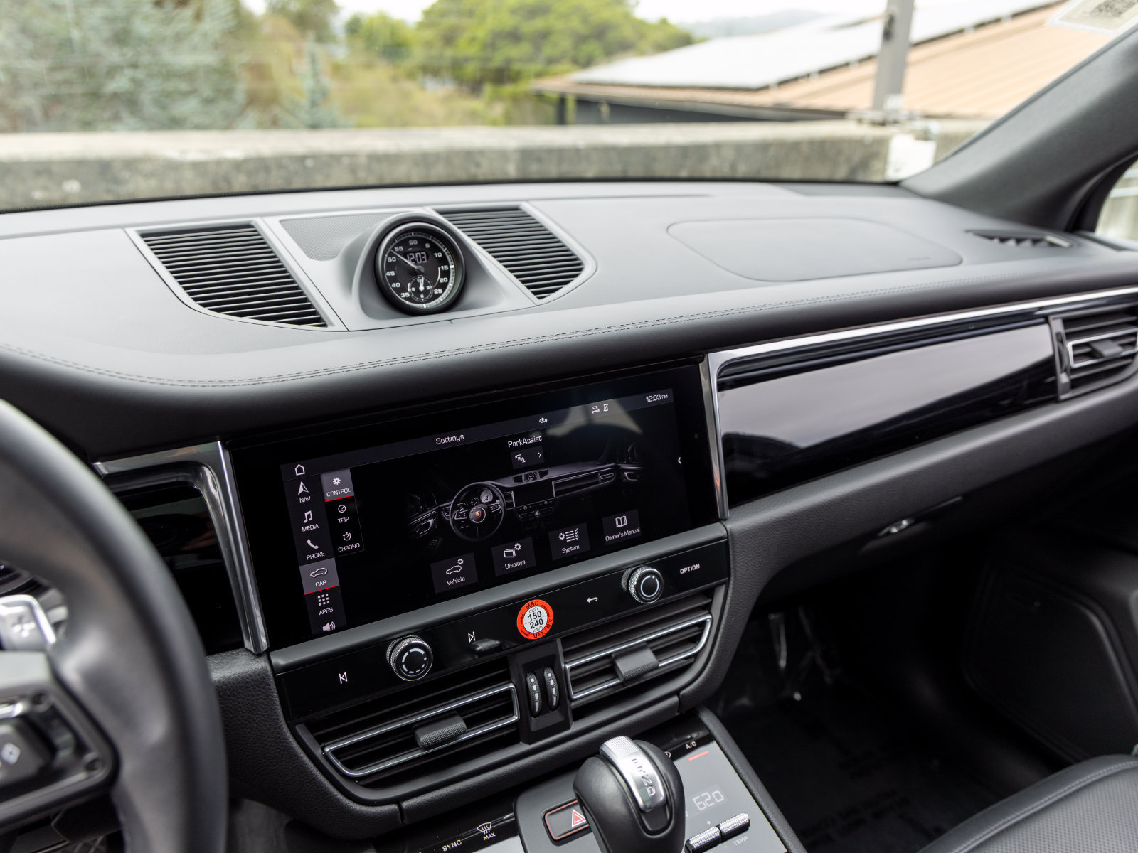 Used 2026 Porsche Macan AWD/4WD image 41