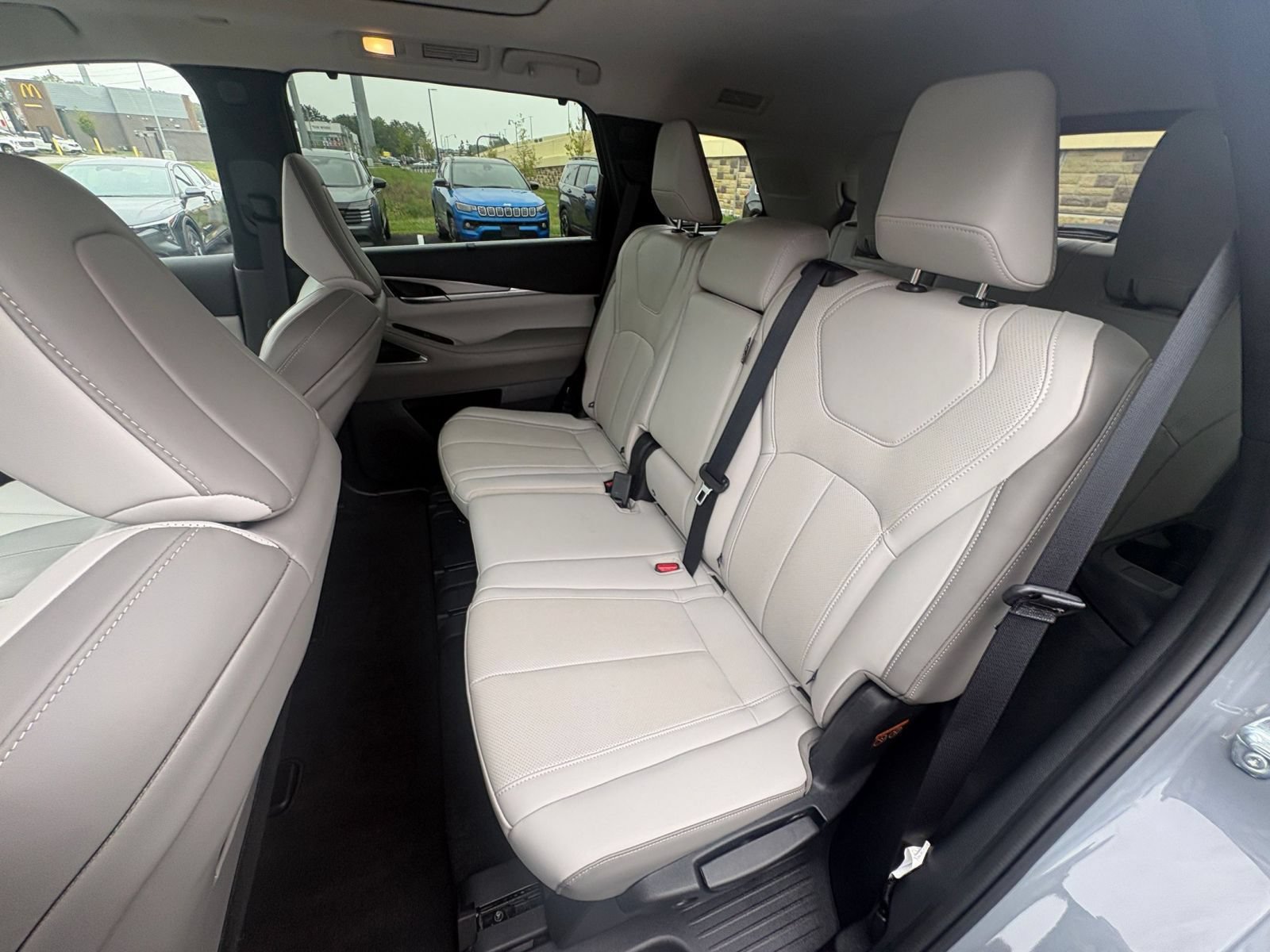Used 2026 INFINITI QX60 Luxe AWD/4WD image 41