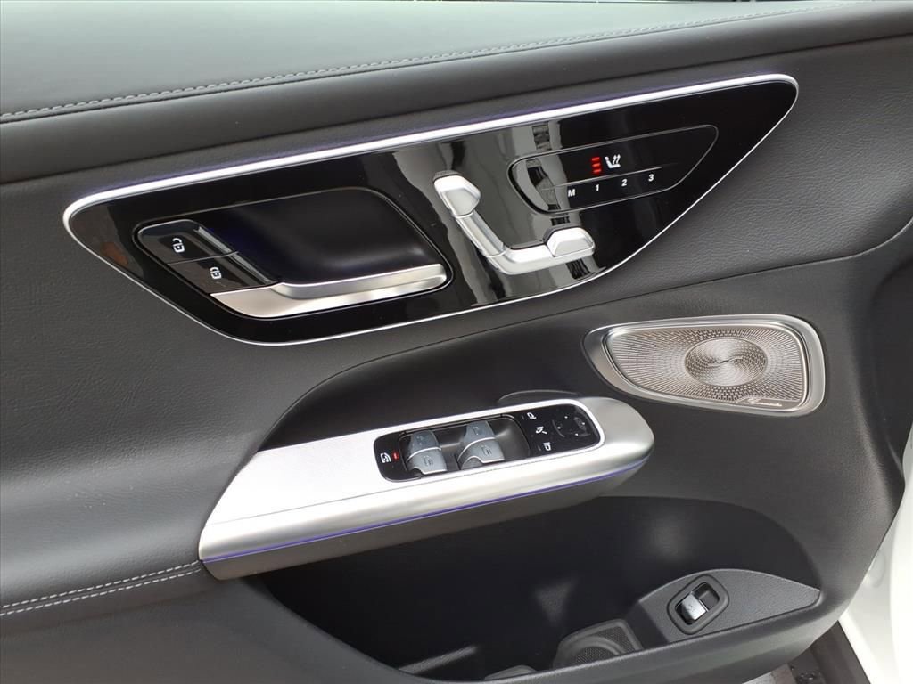 New 2026 Mercedes-Benz GLC 300 4MATIC image 12