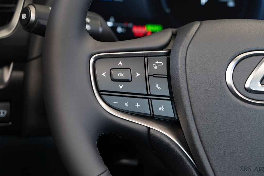 New 2026 Lexus UX 300h AWD image 25