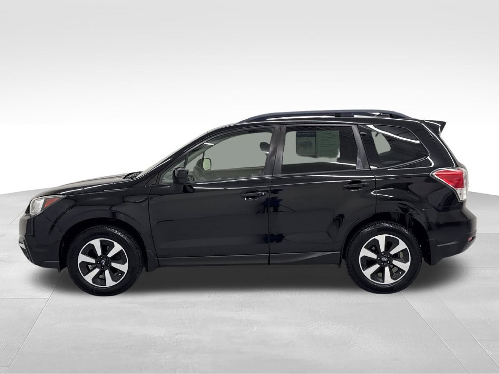 Used 2017 Subaru Forester 2.5i Premium w/ Protection Package #1 AWD/4WD image 3