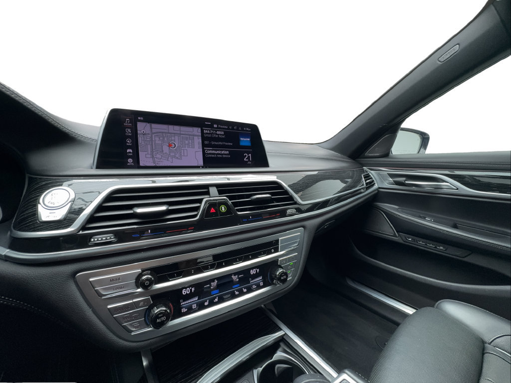 Used 2022 BMW 740i w/ Luxury Rear Seating Package RWD image 46