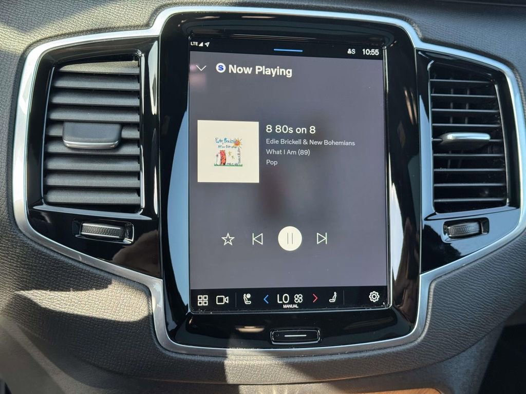 Certified 2024 Volvo XC90 T8 Plus w/ Protection Package Premier image 25