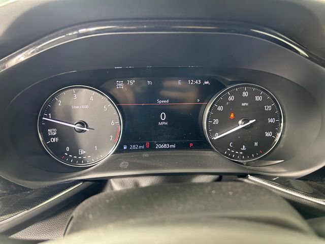 Used 2023 Buick Envision Essence image 18