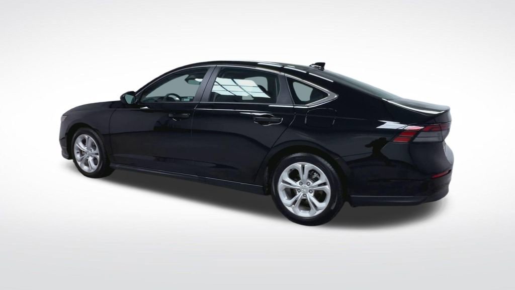 Used 2025 Honda Accord LX image 6