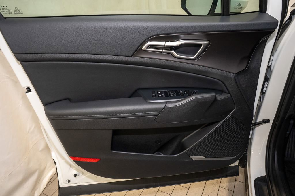 New 2026 Kia Sportage EX AWD/4WD image 13