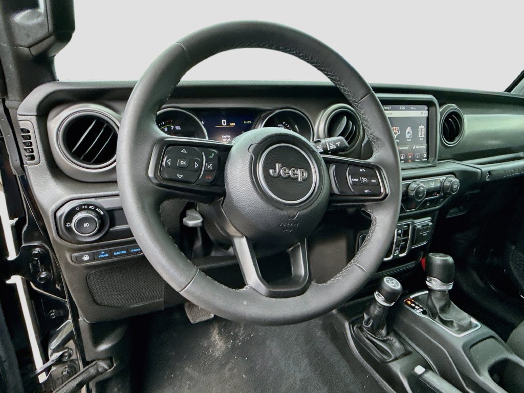 Certified 2023 Jeep Wrangler Unlimited w/ 8.4" Radio Group AWD/4WD image 12