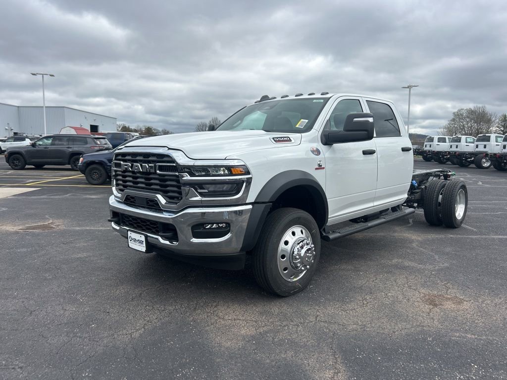 New 2026 RAM 5500 Tradesman w/ Chrome Appearance Group AWD/4WD image 3