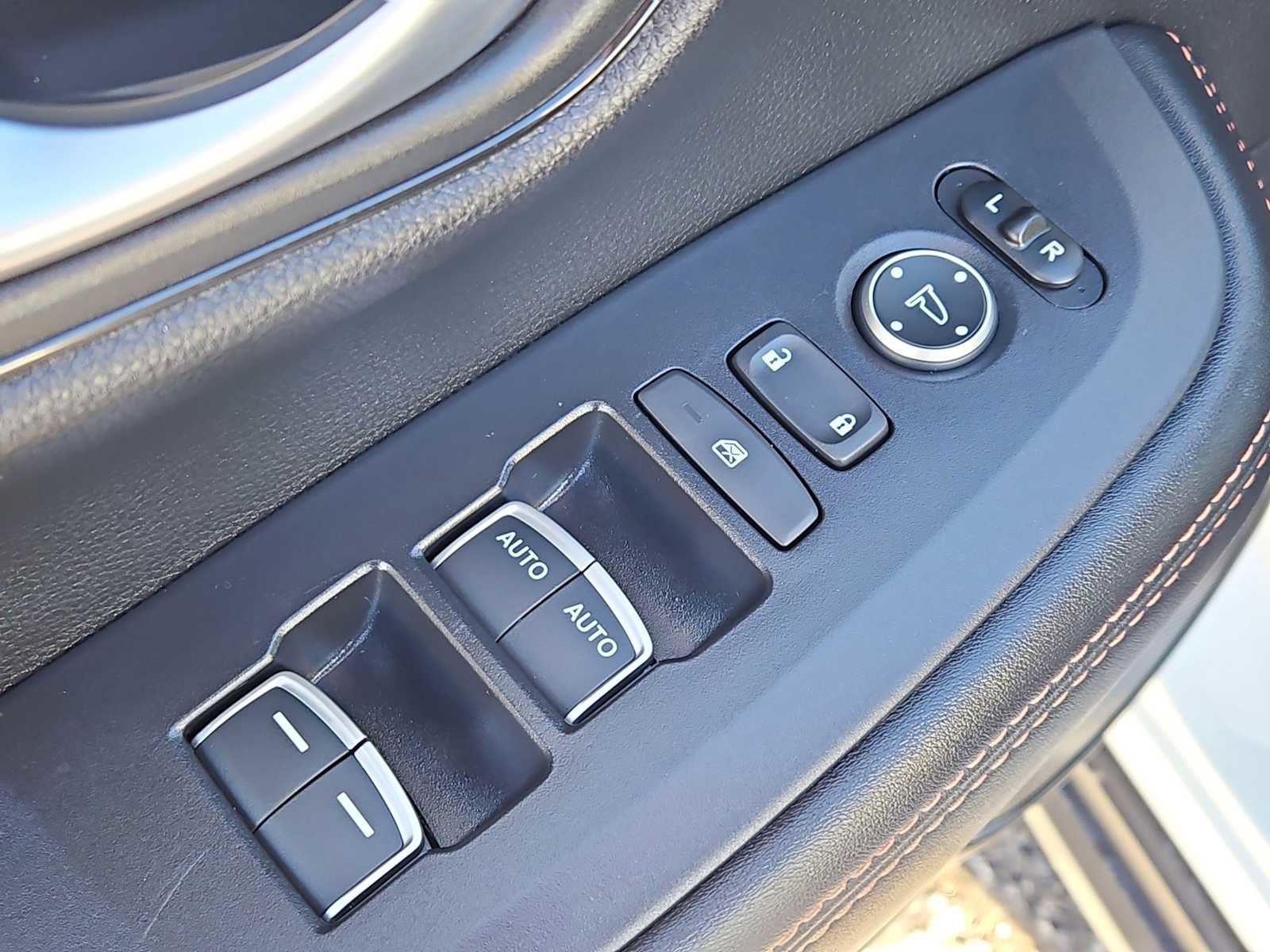 Certified 2026 Honda HR-V Sport image 23