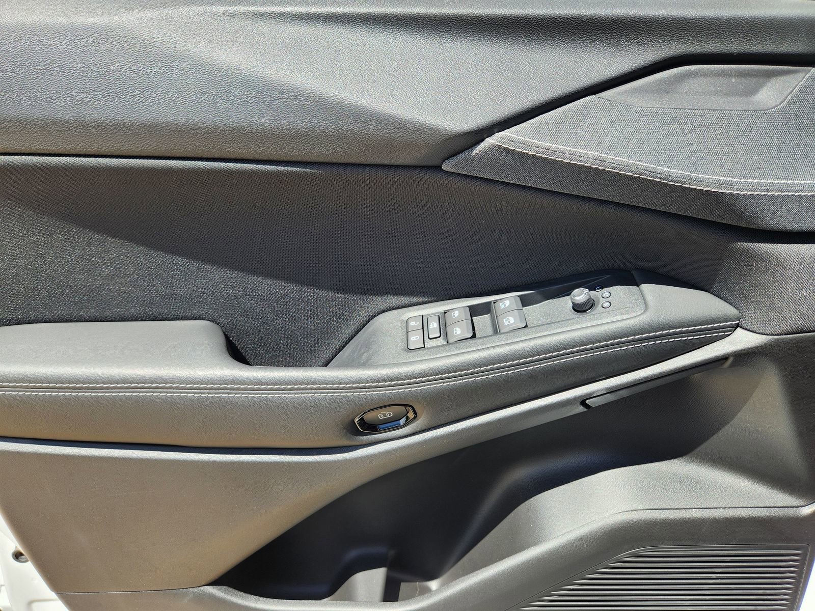 New 2026 Jeep Cherokee Laredo image 33