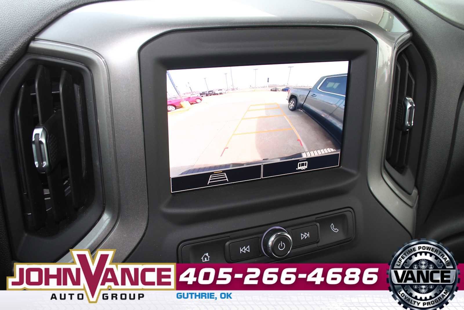 Used 2025 Chevrolet Silverado 2500 Custom image 34