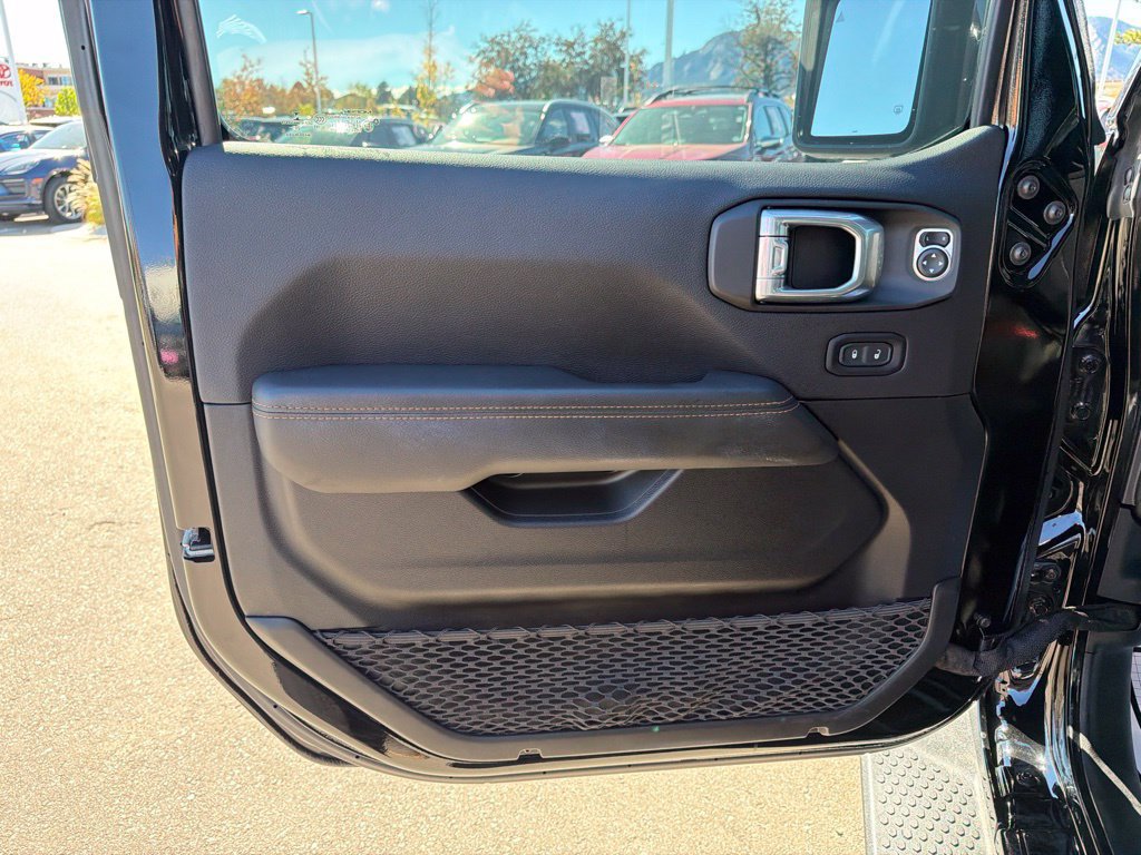 Used 2021 Jeep Wrangler Unlimited Sahara AWD/4WD image 23
