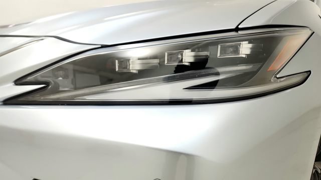 Used 2024 Lexus ES 350 F Sport w/ Accessory Package (Z2) FWD image 24