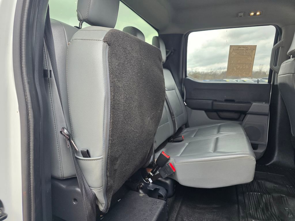 Used 2023 Ford F550 2WD Crew Cab Super Duty image 36
