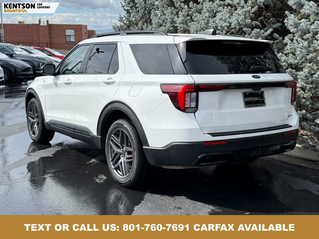 Used 2025 Ford Explorer ST-Line w/ ST-Line Street Pack AWD/4WD image 6