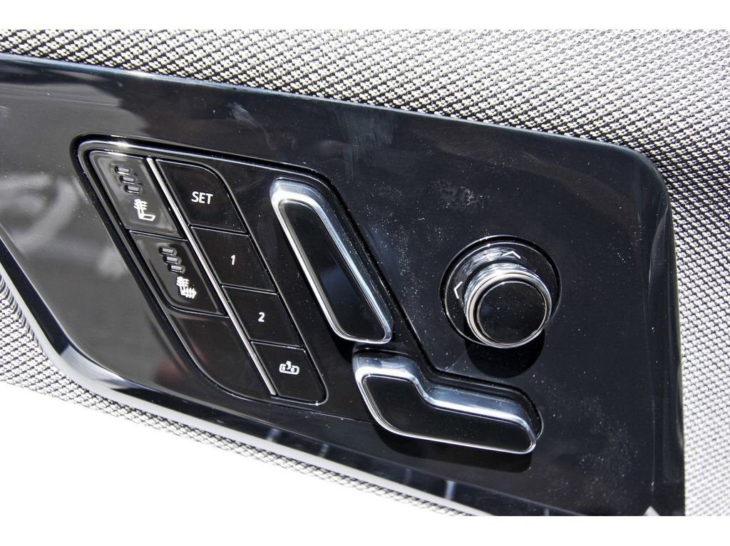 New 2026 Cadillac Optiq Sport 1 image 21